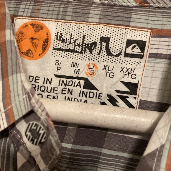 Quiksilver button down shirt size large - Picture 5 of 5